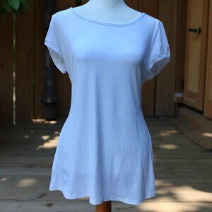 Evie Women's White Cap/Short Sleeve Pullover T-Shirt with Round Neck (Sz Lg)
